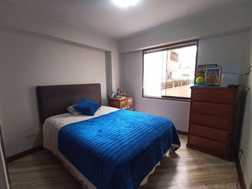 VENTA DEPARTAMENTO CON AMPLIA TERRAZA EN URB. CHACARILLA SURCO