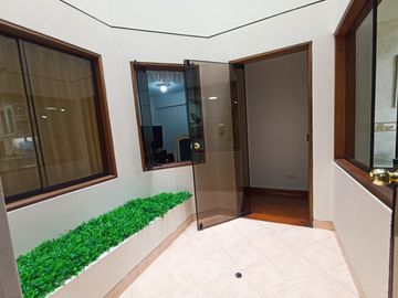 VENTA DEPARTAMENTO CON AMPLIA TERRAZA EN URB. CHACARILLA SURCO