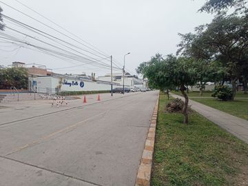 VENTA DEPARTAMENTO CON AMPLIA TERRAZA EN URB. CHACARILLA SURCO