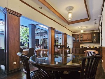 Di Jual Guest house aktif di lebak bulus jakarta Selatan