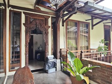 Di Jual Guest house aktif di lebak bulus jakarta Selatan