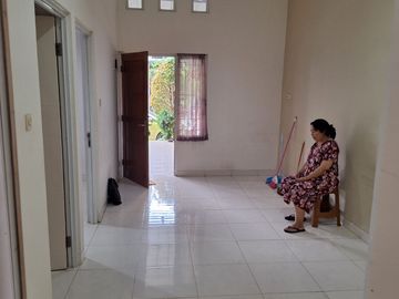 Rumah 1 Lantai Siap Huni Di Mutiara Gading Timur Bekasi, Hanya 15 Menit Ke Tol Grand Wisata