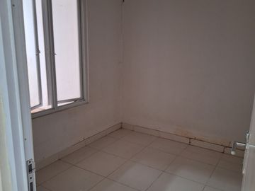 Rumah 1 Lantai Siap Huni Di Mutiara Gading Timur Bekasi, Hanya 15 Menit Ke Tol Grand Wisata