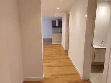 🏡Departamento de Lujo de 2 Dormitorios en el Paseo 3 de Noviembre, Puertas del Sol, Ordoñez Lasso🏡