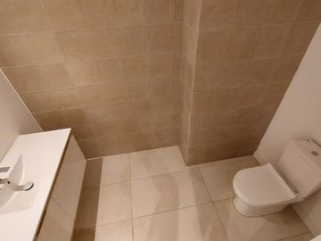 🏡Departamento de Lujo de 2 Dormitorios en el Paseo 3 de Noviembre, Puertas del Sol, Ordoñez Lasso🏡