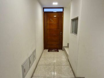 Venta de Departamento Triplex San Martin de Porras