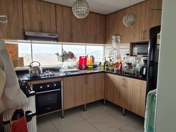 Venta de Departamento Triplex San Martin de Porras