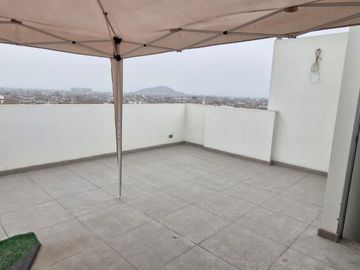 Venta de Departamento Triplex San Martin de Porras