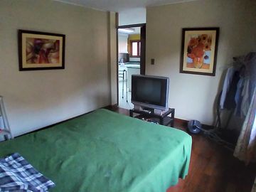 OCASIÓN! SE VENDE HERMOSISIMA CASA  A.T. 519 M2, 4 DORMITORIOS, 3 ESTACIONAMIENTOS EN URB. SANTA MARÍA CHOSICA