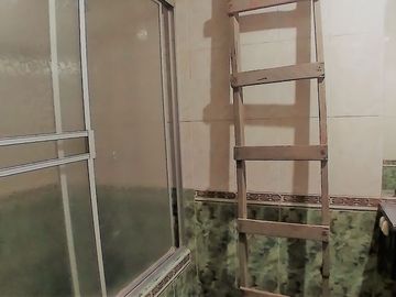 OCASIÓN! SE VENDE HERMOSISIMA CASA  A.T. 519 M2, 4 DORMITORIOS, 3 ESTACIONAMIENTOS EN URB. SANTA MARÍA CHOSICA