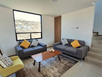 CASA EN PREVENTA DE 3 RECÁMARAS EN REAL DEL CAMINO.