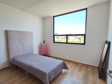 CASA EN PREVENTA DE 3 RECÁMARAS EN REAL DEL CAMINO.