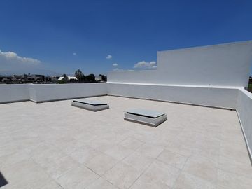CASA EN PREVENTA DE 3 RECÁMARAS EN REAL DEL CAMINO.