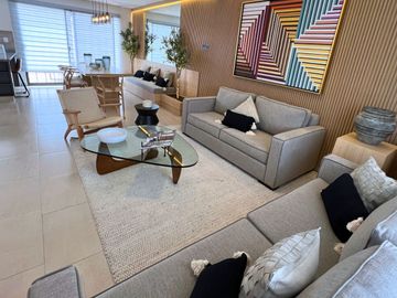 Casa en Venta: Encantadora Residencia en Lucerna, Zona Sur de Aguascalientes