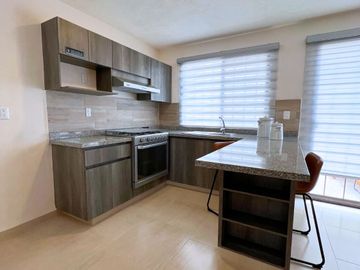 Casa en Venta: Encantadora Residencia en Lucerna, Zona Sur de Aguascalientes