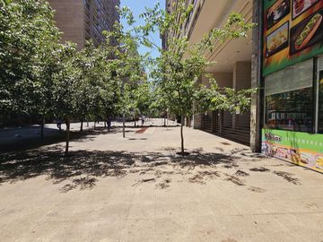 Sto. Domingo, Con Estacionamiento Y Bod/ Mt Santa A Pasos