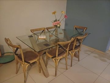 VENTA DE AMPLIO Y ACOGEDOR DEPARTAMENTO 1er PiSO