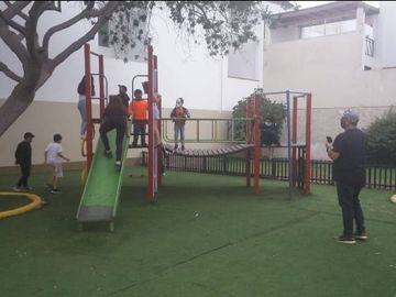 VENTA DE AMPLIO Y ACOGEDOR DEPARTAMENTO 1er PiSO