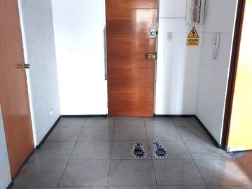 OFICINA 110 M2 + ESTC. MIRAFLORES UBICACION ESTRATEGICA ARICA ESQUINA CON CDA.7 DE PARDO