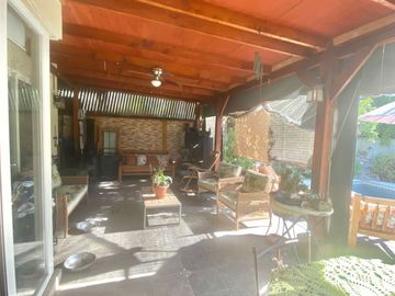 Casa en Venta de 5D 3B, Condominio Cerrado, Peñalolén