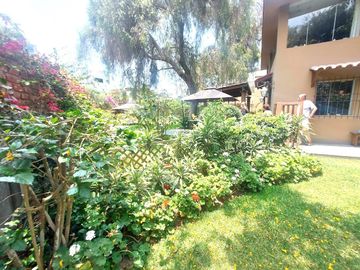 VENDO AT. 1008 m2, URB GOLF LOS INCAS EXCLUSIVA ZONA DE SURCO, CON PRECIOSO JARDÍN DE 800 m2
