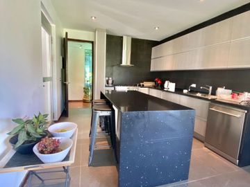 Casa en Venta 3D 3B, Centro de Isla de Maipo..!!