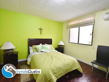 Unidad Nacional, Venta de Casa Comercial 05 Dormitorios