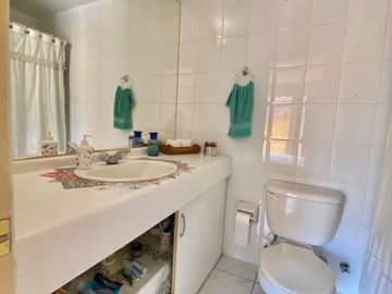 Casa en Venta, 3D 3B, Condominio El Olmo, Peñalolén