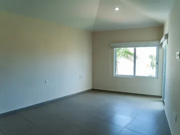 Depa en Venta de 3 recamaras Marina El Cid, Mazatlan. Vive en el Cid
