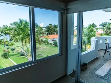 Depa en Venta de 3 recamaras Marina El Cid, Mazatlan. Vive en el Cid