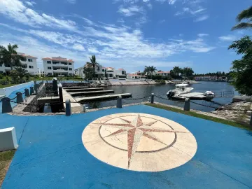 Depa en Venta de 3 recamaras Marina El Cid, Mazatlan. Vive en el Cid