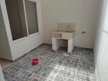 alquiler apartamento primer piso casa externa Ingenio