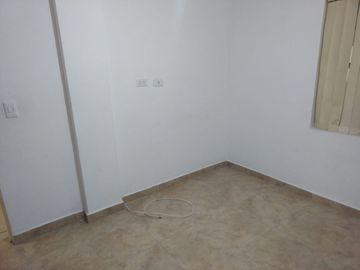 alquiler apartamento primer piso casa externa Ingenio