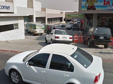 RENTA DE LOCAL COMERCIAL EN PLAZA MIER CIVAC