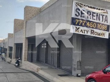 RENTA DE LOCAL COMERCIAL EN PLAZA MIER CIVAC