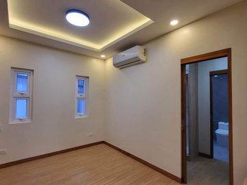 House and Lot for Sale at Greenwoods Executive Village Camia St. Phase 8 A1, Cainta Rizal