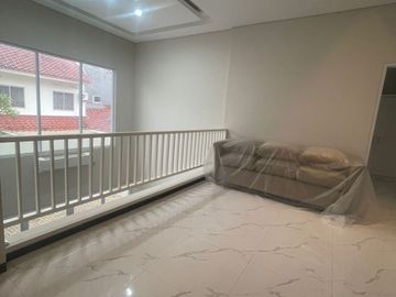 Disewakan rumah cluster taman dago lippo cikarang