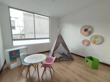 Amplias Casas en Venta de 110 m², 2 Parqueos en La Mitad del Mundo y Crédito Vip