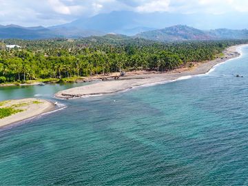 25,492 m2 / 6.30 Acres Sunset Golden Beach Destination