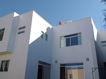 CASA EN VENTA DE REMATE BANCARIO EN CONJUNTO RINCON DE LOS ENCINOS LERMA