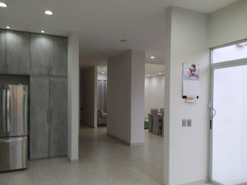 CASA EN VENTA DE REMATE BANCARIO EN CONJUNTO RINCON DE LOS ENCINOS LERMA