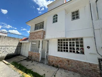 CASA EN VENTA 3 RECAMARAS LOMAS DE SAN ALFONSO