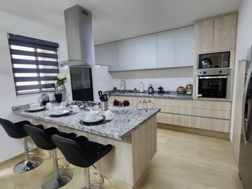 CASA EN VENTA EN  ZIBATA, QUERETARO, QUERETARO