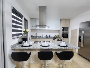 CASA EN VENTA EN  ZIBATA, QUERETARO, QUERETARO