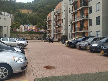 Excelente oportunidad de Vivenda ó Inverción apartamento Altos de Madrid