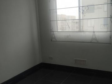 Excelente oportunidad de Vivenda ó Inverción apartamento Altos de Madrid