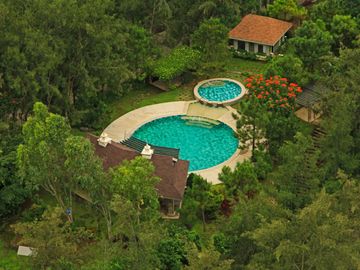 Alphine Villas Blanc at Crosswind Tagaytay Studio Unit Condominium For Sale in Calamba Laguna