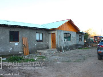 Vendemos Casa por terminar en amplio terreno