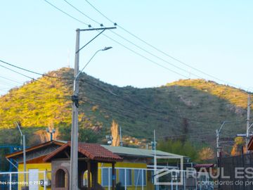 Vendemos Casa por terminar en amplio terreno