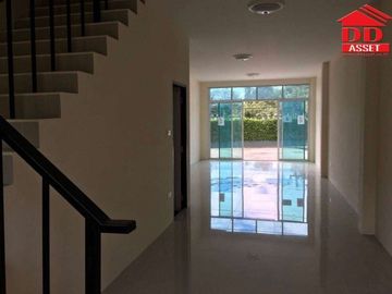 ขายทาวน์โฮม 2 ชั้น โครงการ มาดิโอ ท่าเรือแกลง ระยอง (MADIO TOWNHOME )ใกล้ชายหาดบ้านเพ เพียง 1นาที รหัส T8073